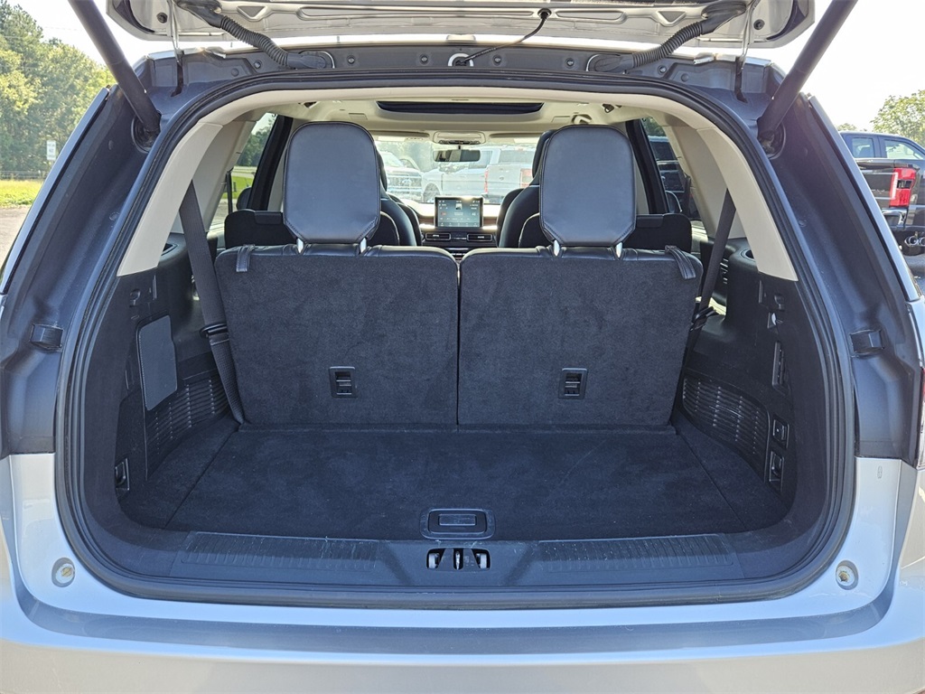 2021 Lincoln Aviator Grand Touring photo 9