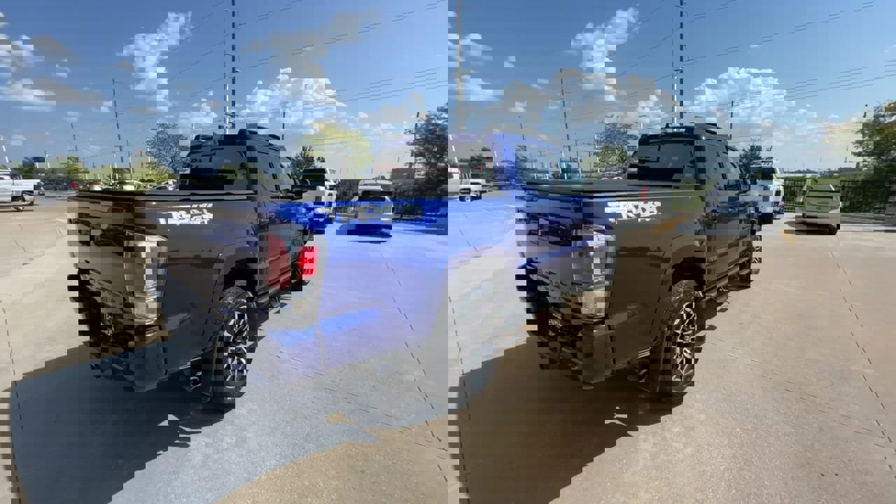 2022 Toyota Tacoma TRD Sport photo 8