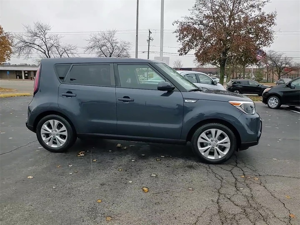 2016 Kia Soul Plus photo 2