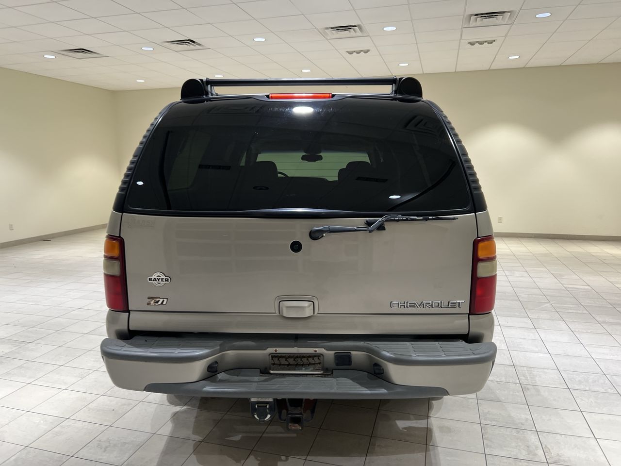 2003 Chevrolet Suburban Z71 photo 37