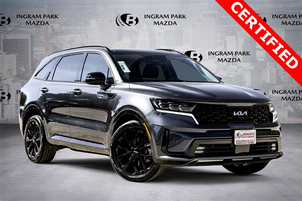 2023 Kia Sorento SX's photo