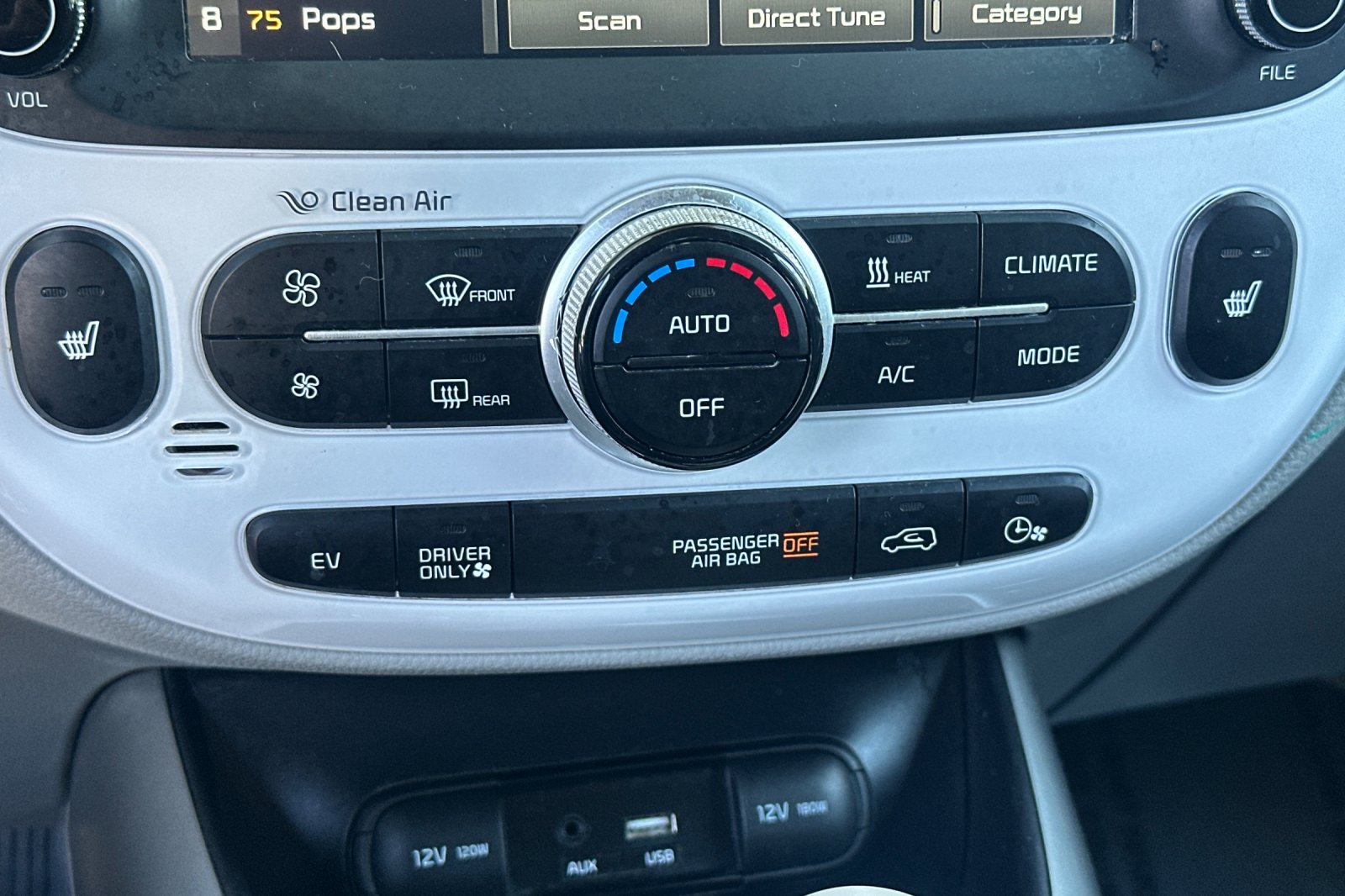2015 Kia Soul EV Base photo 20
