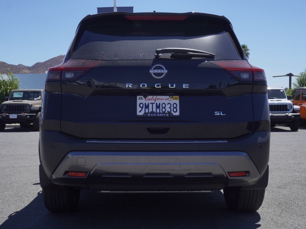 2023 Nissan Rogue SL photo 4