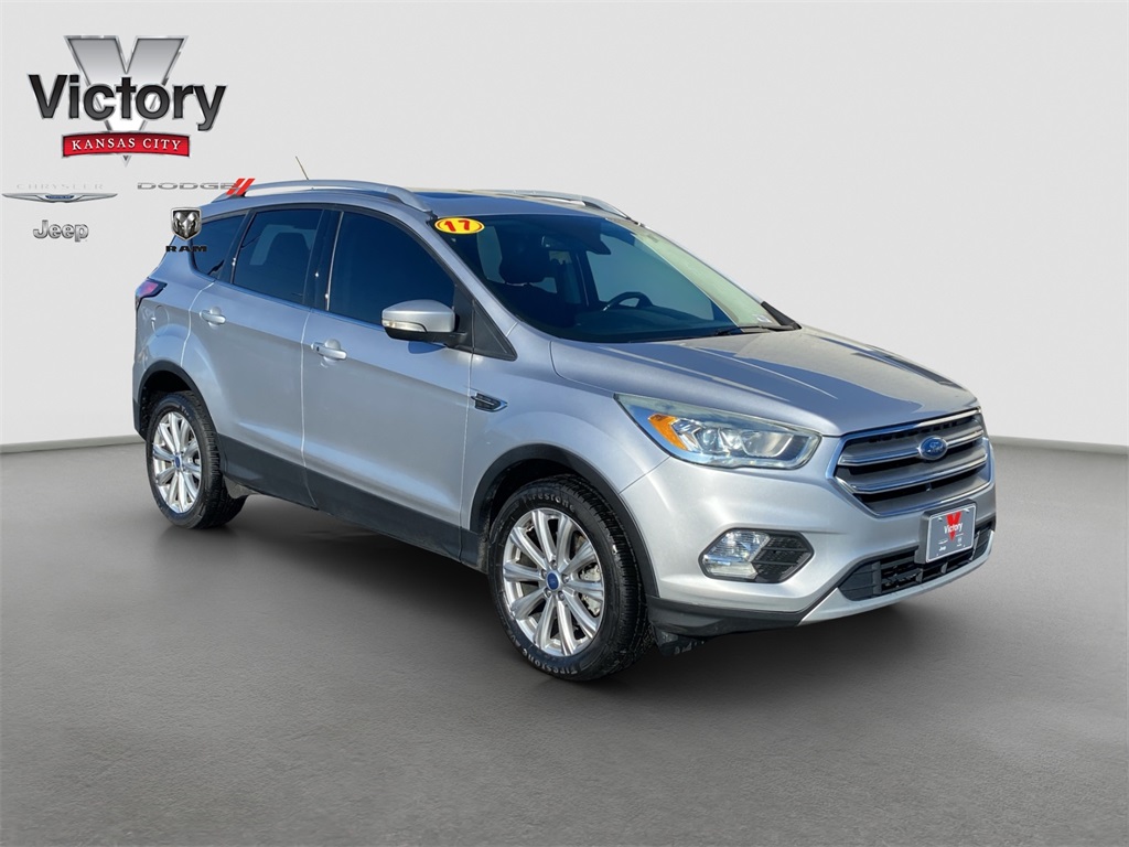 2017 Ford Escape Titanium's photo