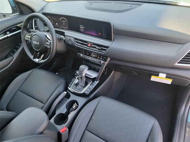 2026 Kia Seltos EX photo 17