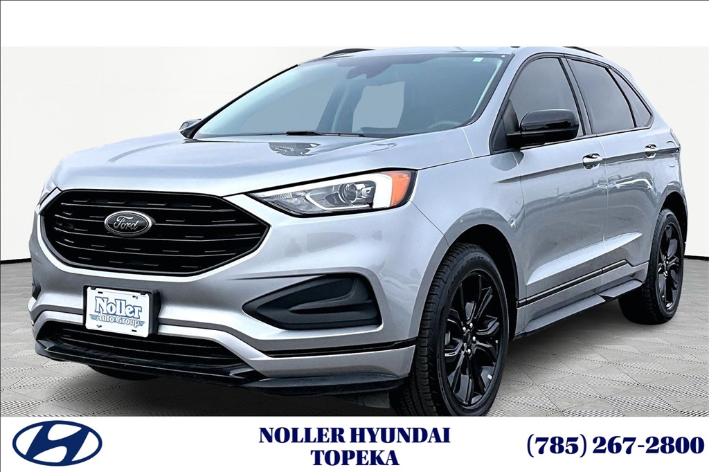 2022 Ford Edge SE's photo