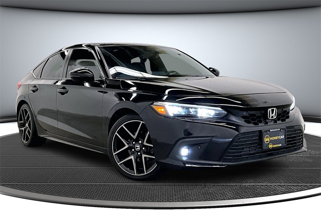 2022 Honda Civic Hatchback Sport Touring's photo