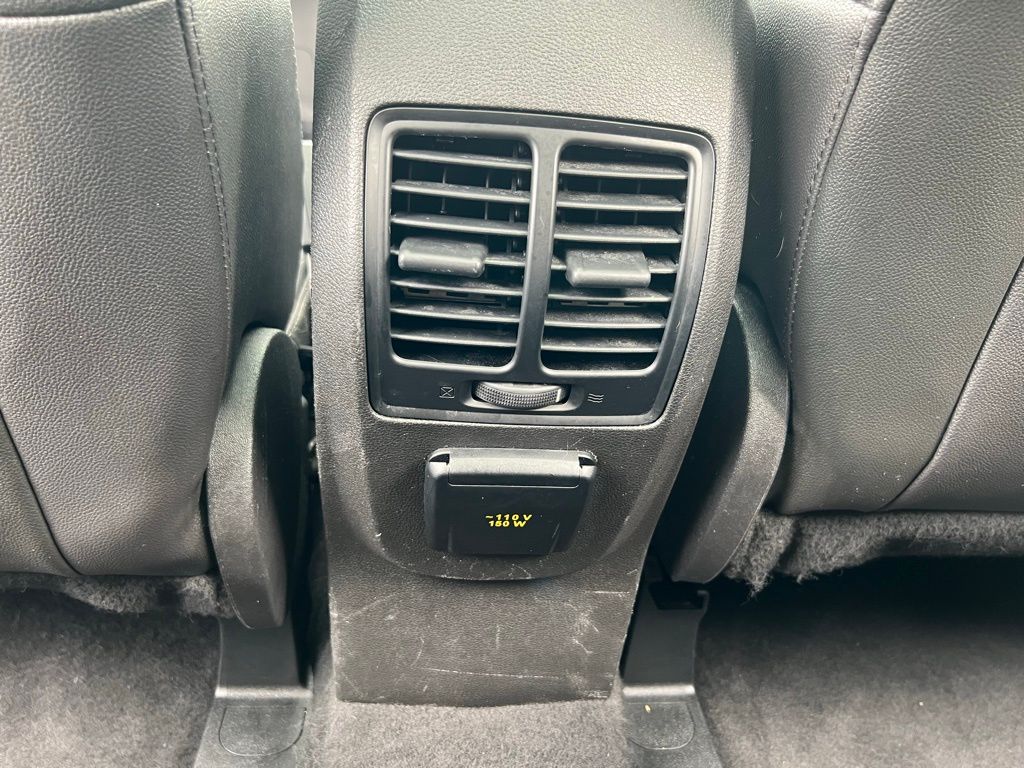 2015 Ford Escape Titanium photo 34