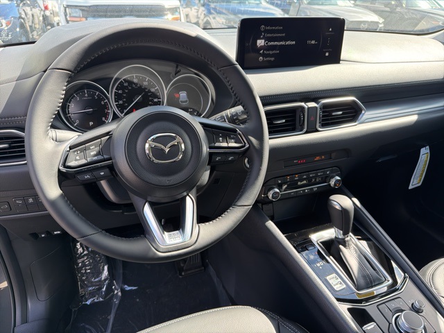 2025 Mazda CX-5 2.5 S Preferred photo 12