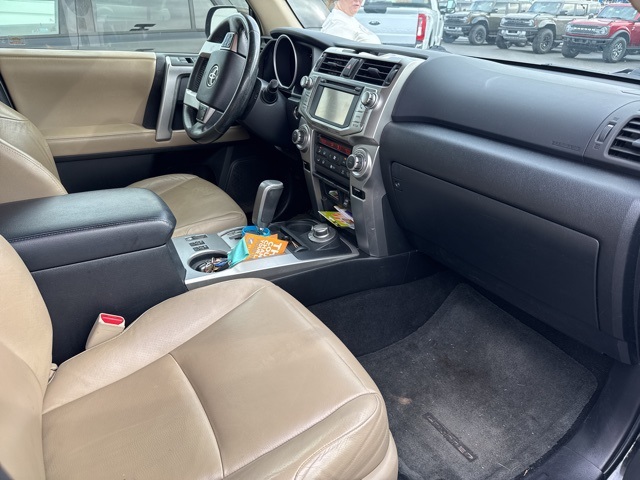 2013 Toyota 4Runner Limited photo 4
