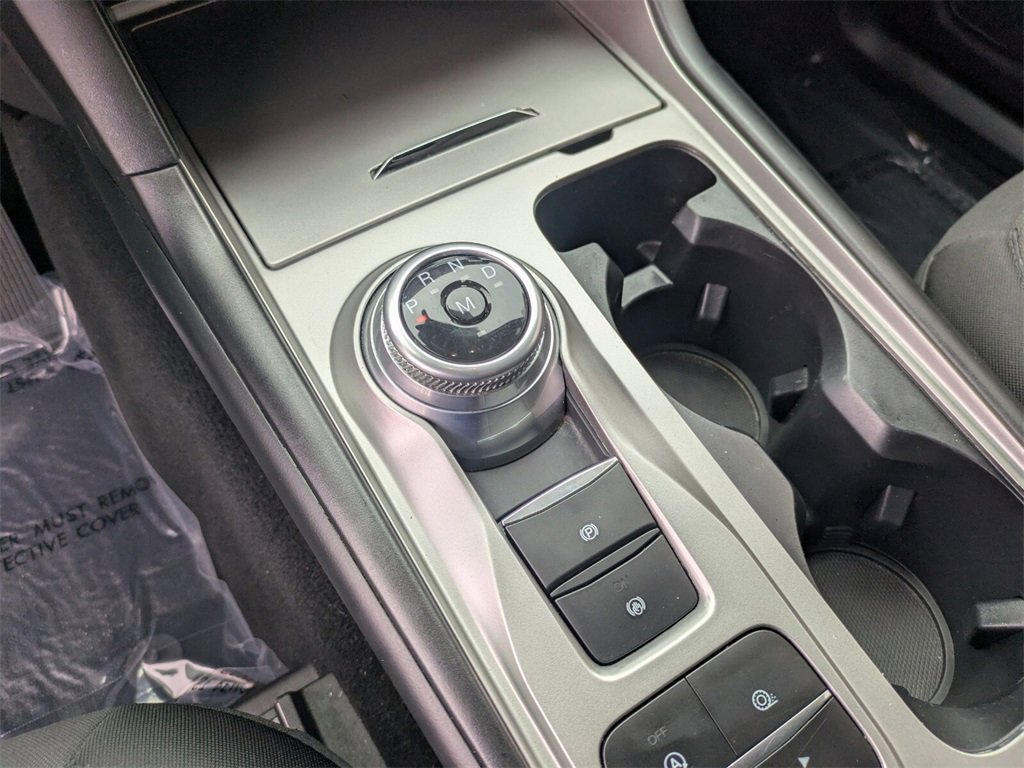 2020 Ford Explorer XLT photo 23