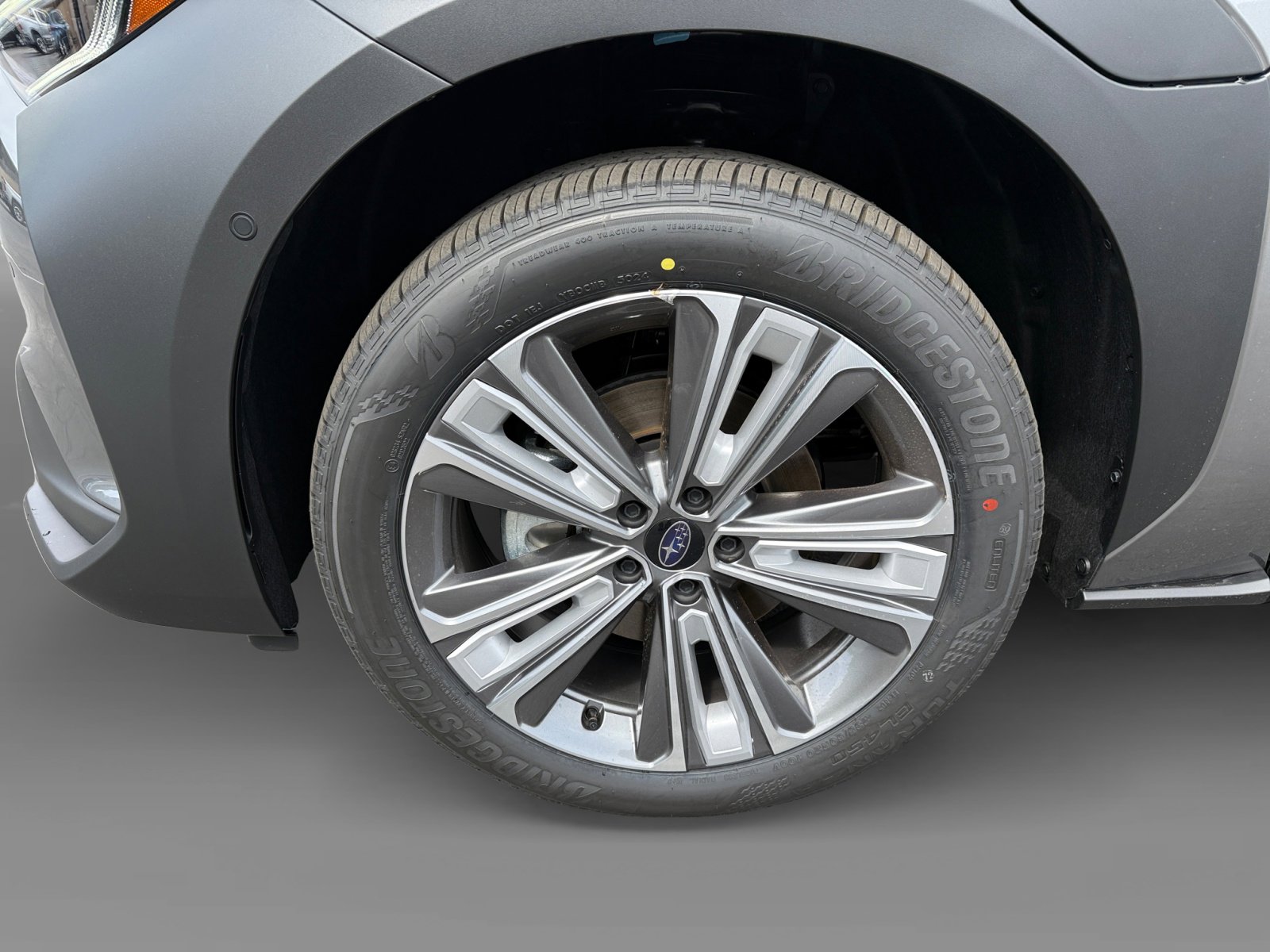2025 Subaru Solterra Limited photo 9