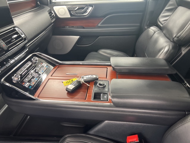 2023 Lincoln Navigator L Reserve photo 16