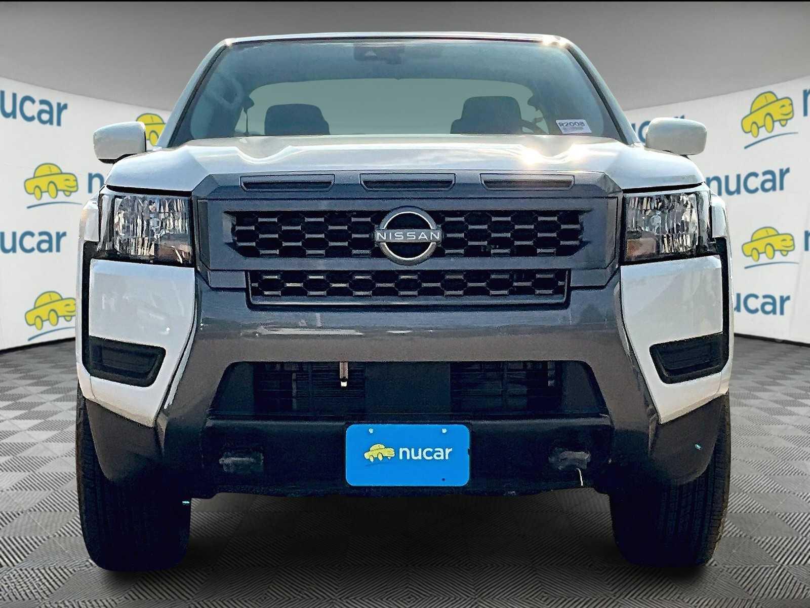2025 Nissan Frontier SV photo 2