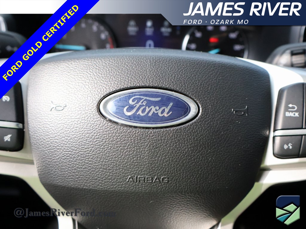 2023 Ford Explorer XLT photo 23