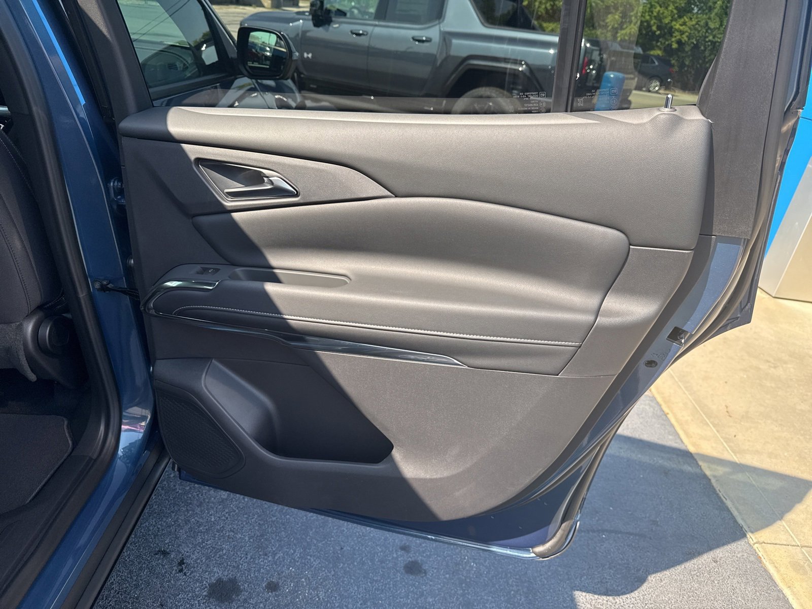 2026 Chevrolet Traverse photo 24