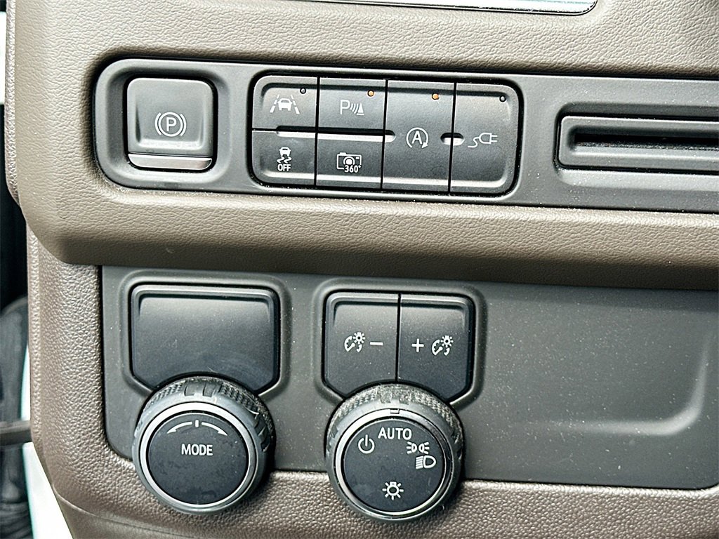 2022 Chevrolet Tahoe LT photo 9