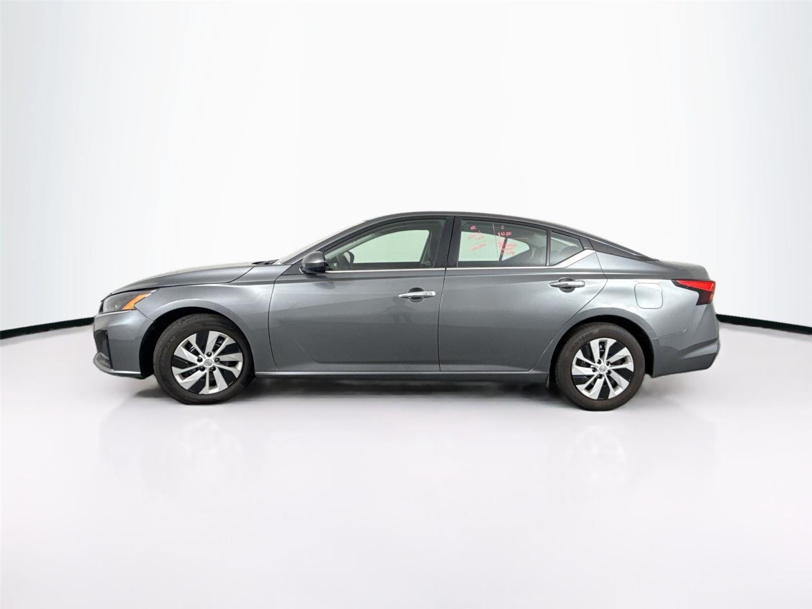 2023 Nissan Altima 2.5 S photo 7