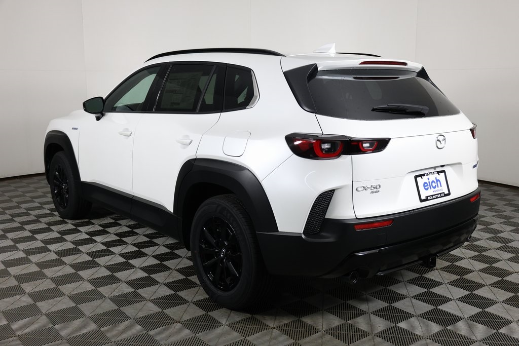 2025 Mazda CX-50 Premium photo 3