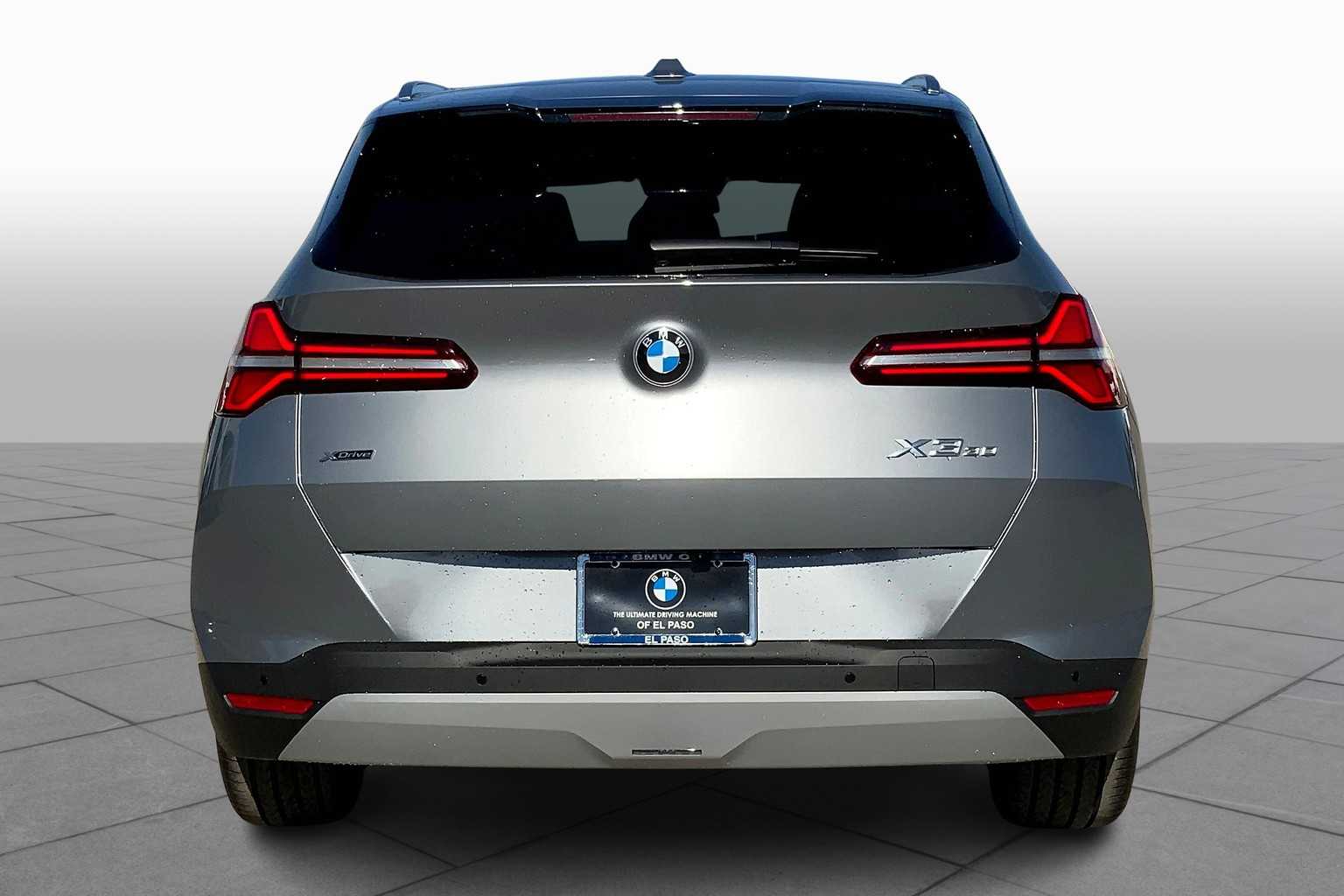 2026 Bmw X3 photo 3