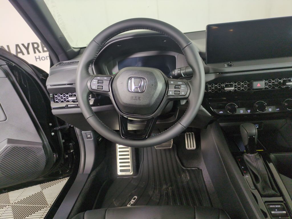 2025 Honda Accord Hybrid Sport-L photo 13