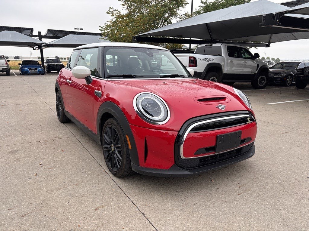2024 Mini Cooper 2 Door Hardtop SE photo 7