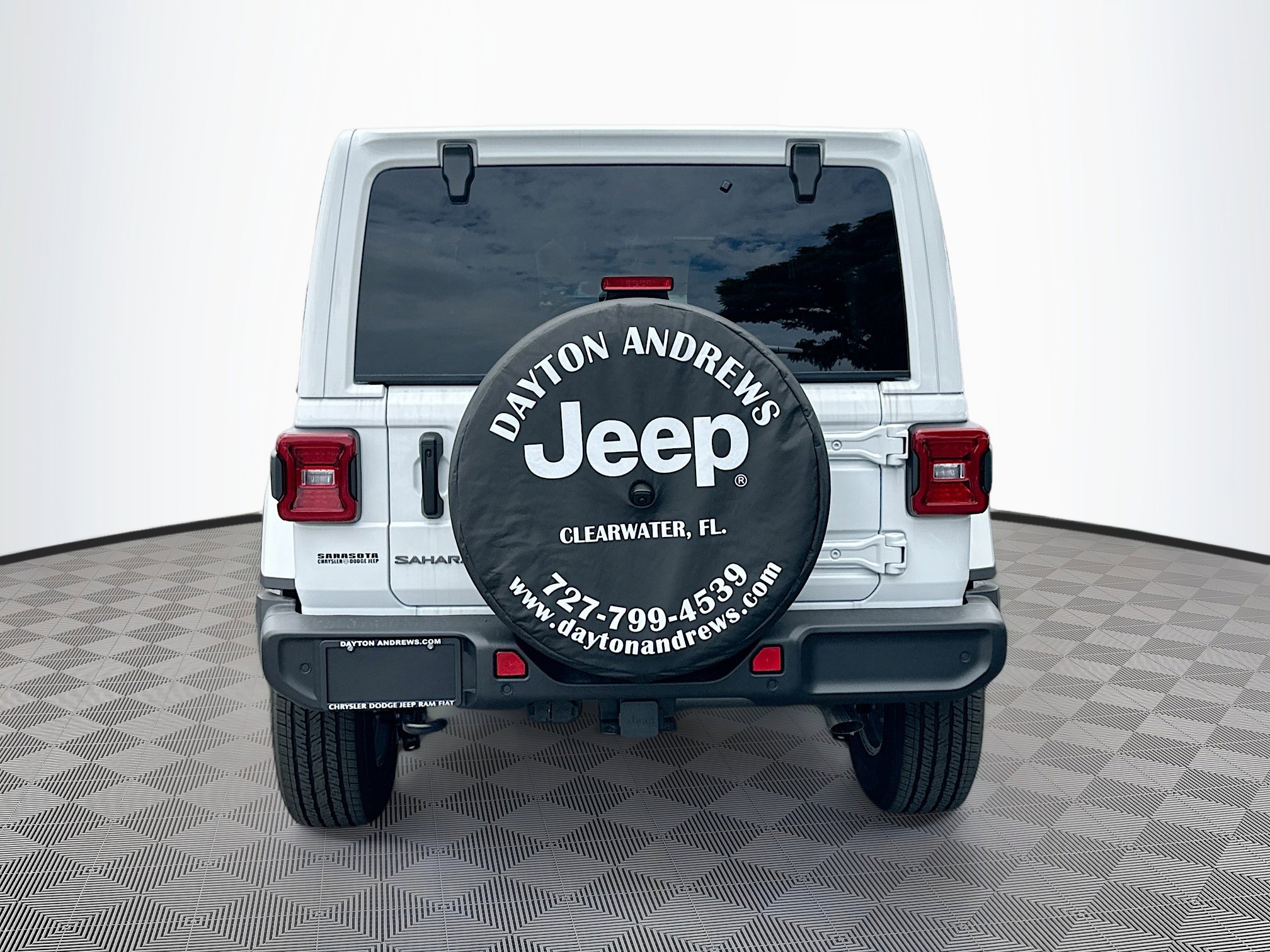 2025 Jeep Wrangler Sahara photo 5
