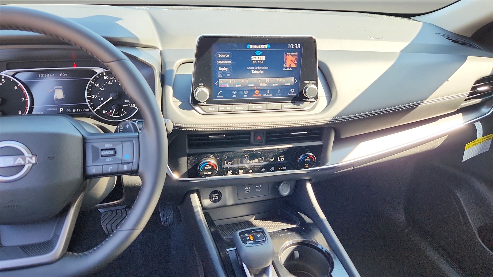 2025 Nissan Rogue SV photo 12