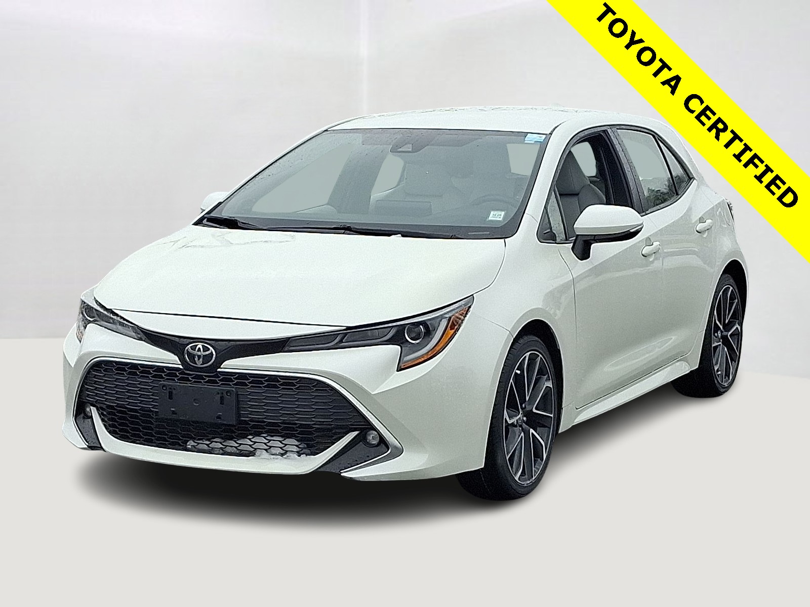 2019 Toyota Corolla Hatchback XSE's photo