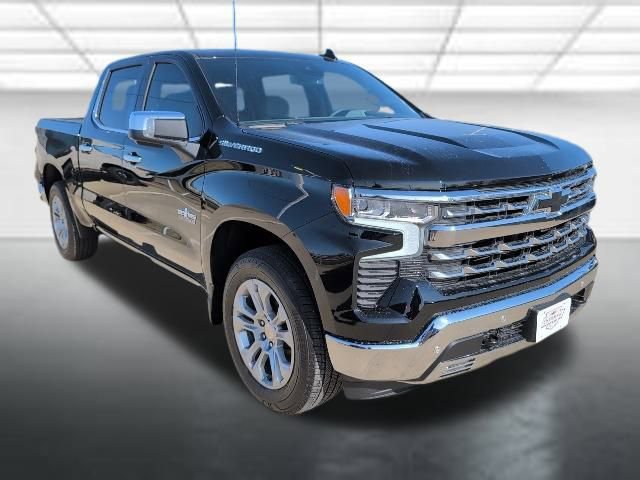 2026 Chevrolet Silverado LTZ's photo