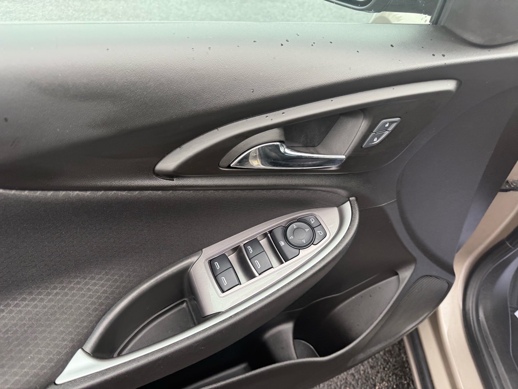 2024 Chevrolet Malibu 1LT photo 10