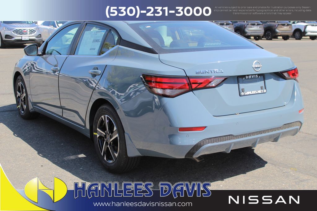 2025 Nissan Sentra SV photo 8