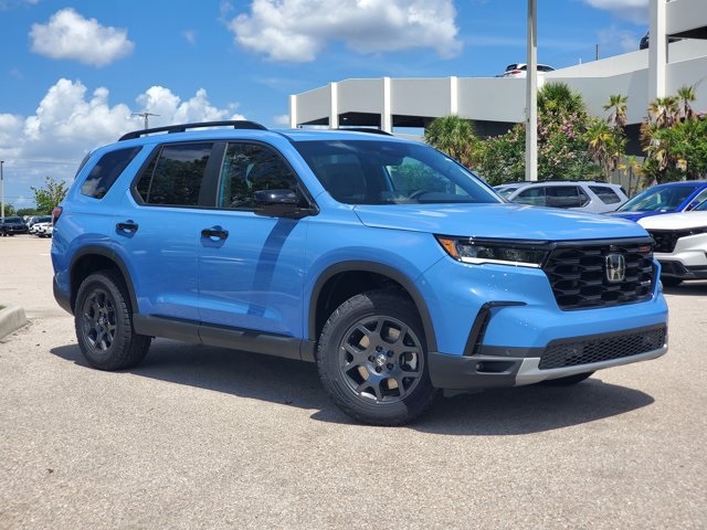 2025 Honda Pilot TrailSport's photo