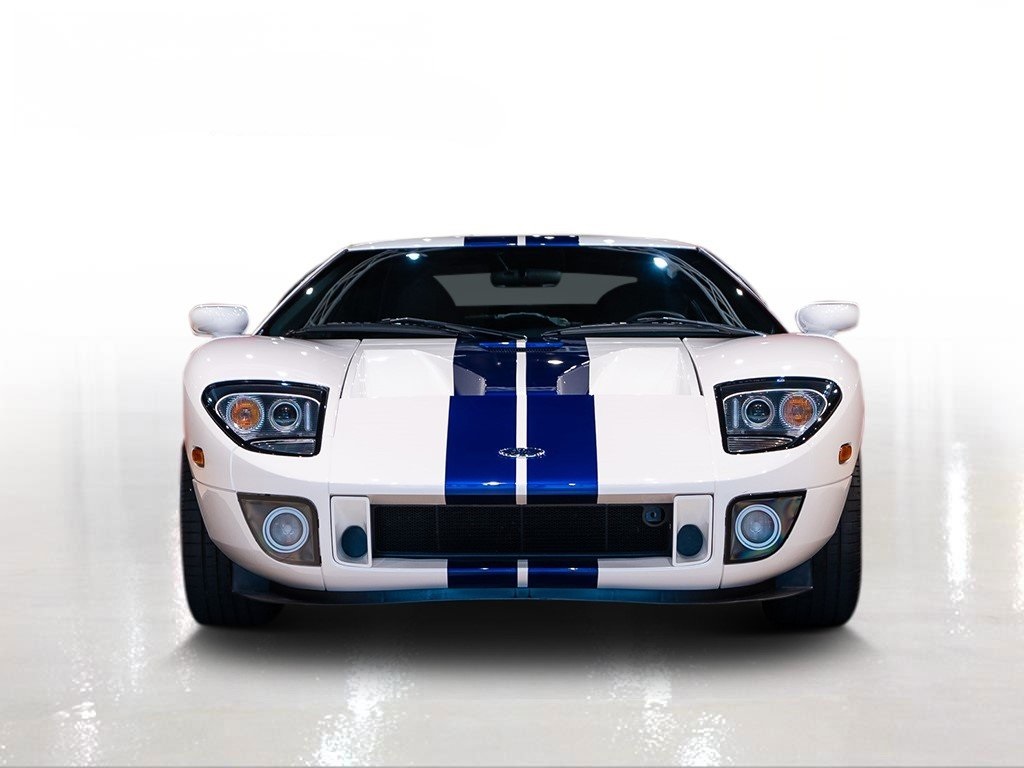 2005 Ford GT Base photo 5