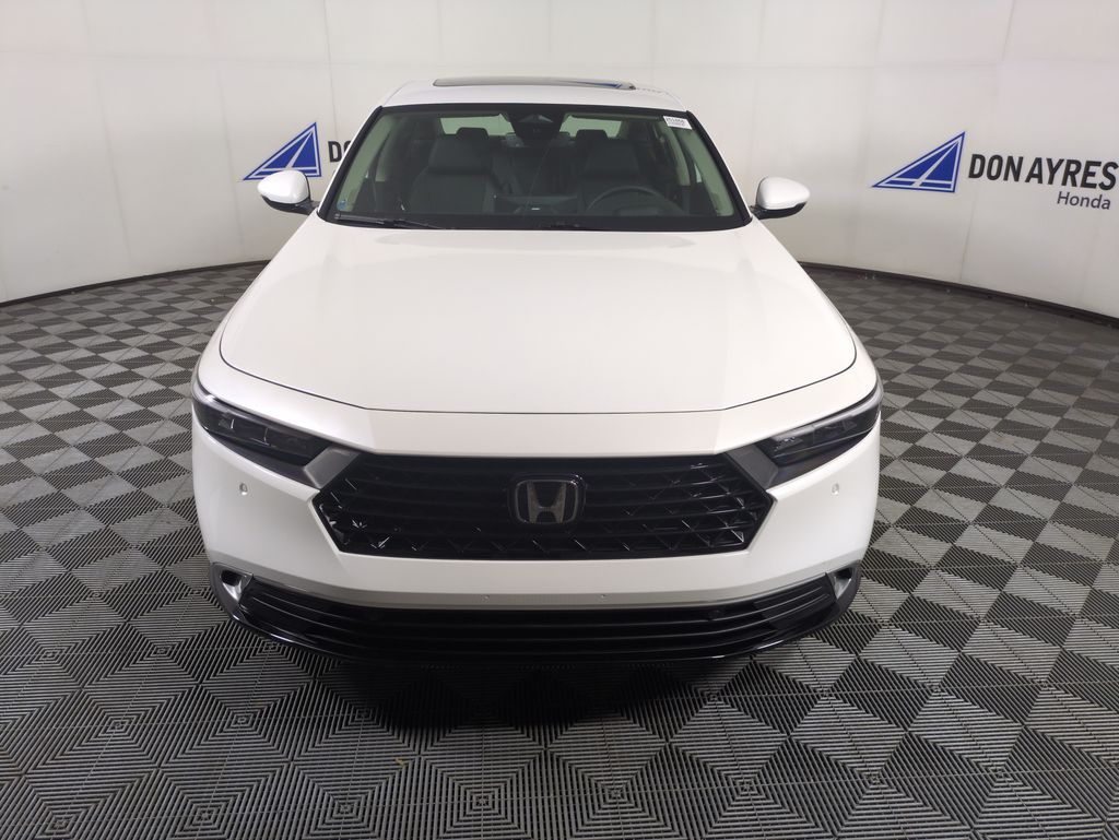 2025 Honda Accord Hybrid Touring photo 8