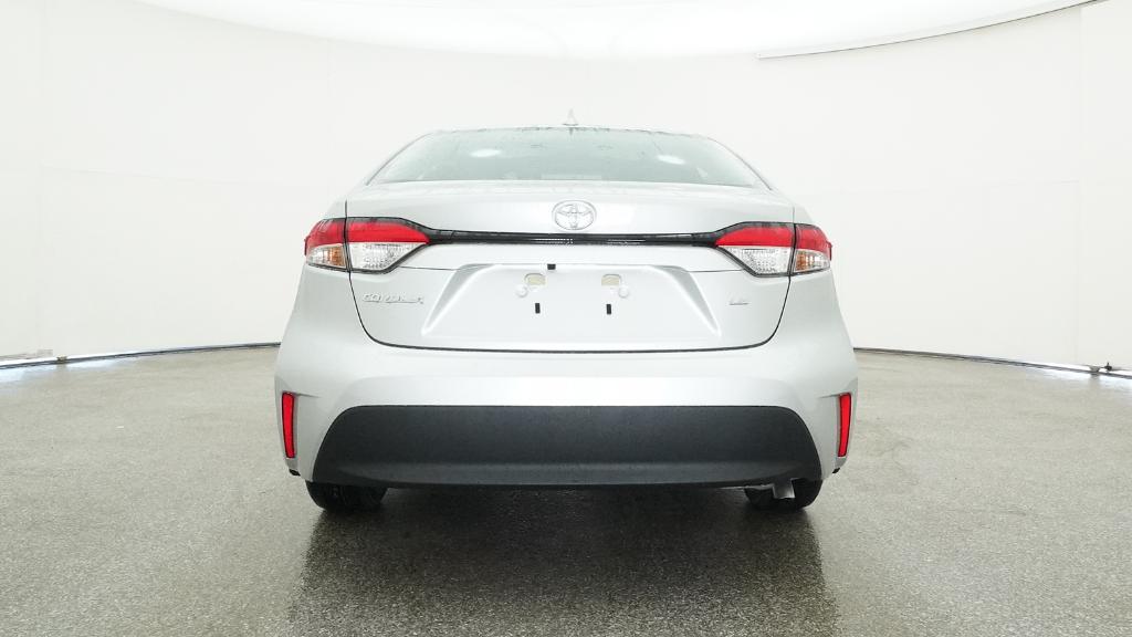 2025 Toyota Corolla LE photo 17