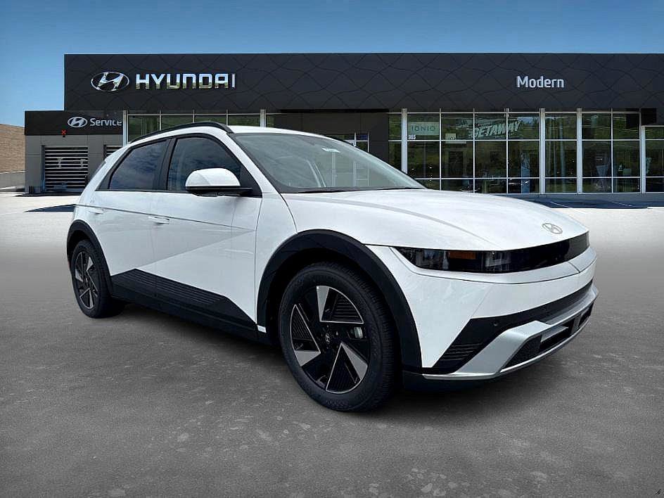 2025 Hyundai Ioniq 5 SEL photo 2