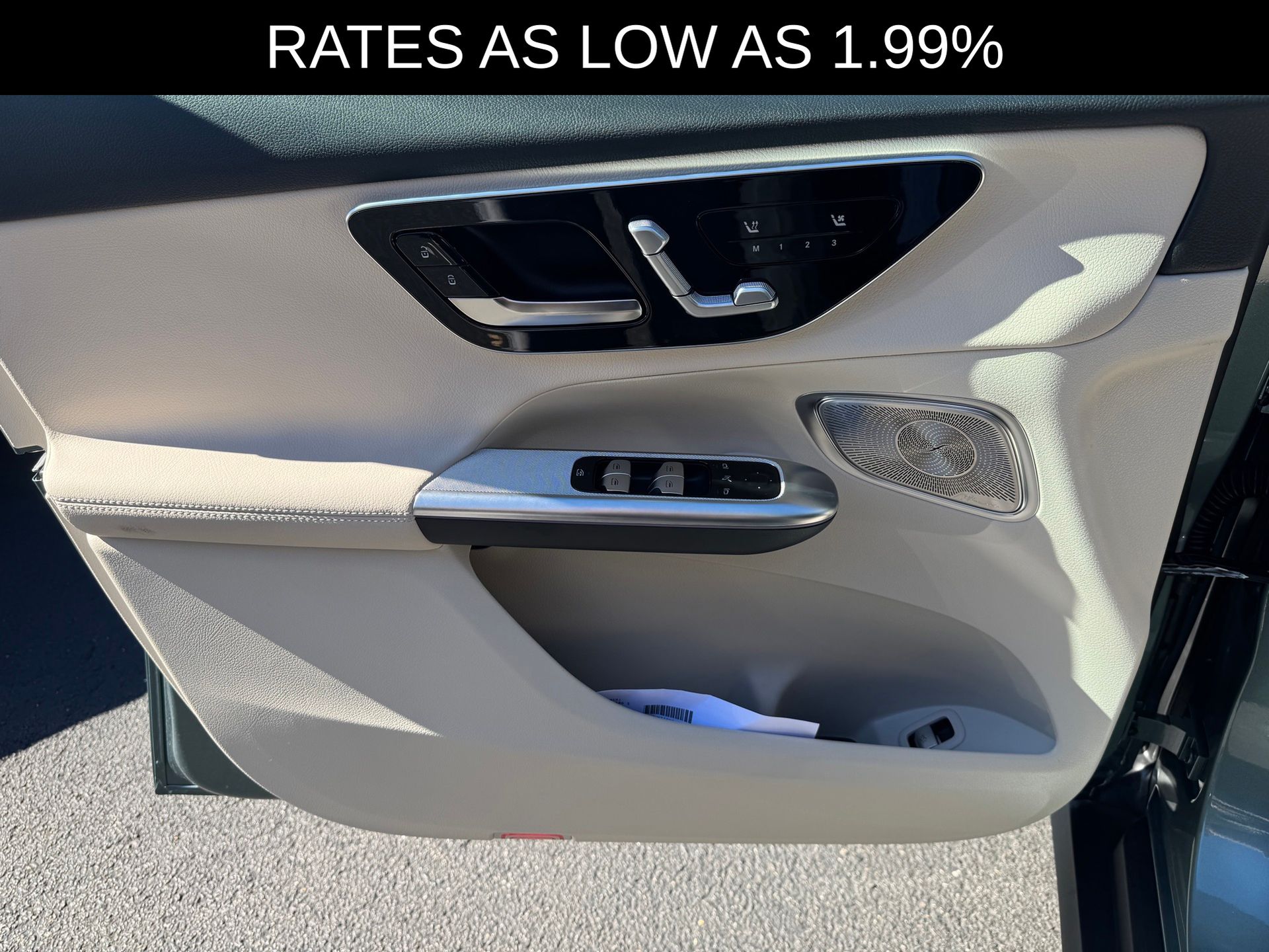 2026 Mercedes Benz GLC 300 4MATIC photo 4