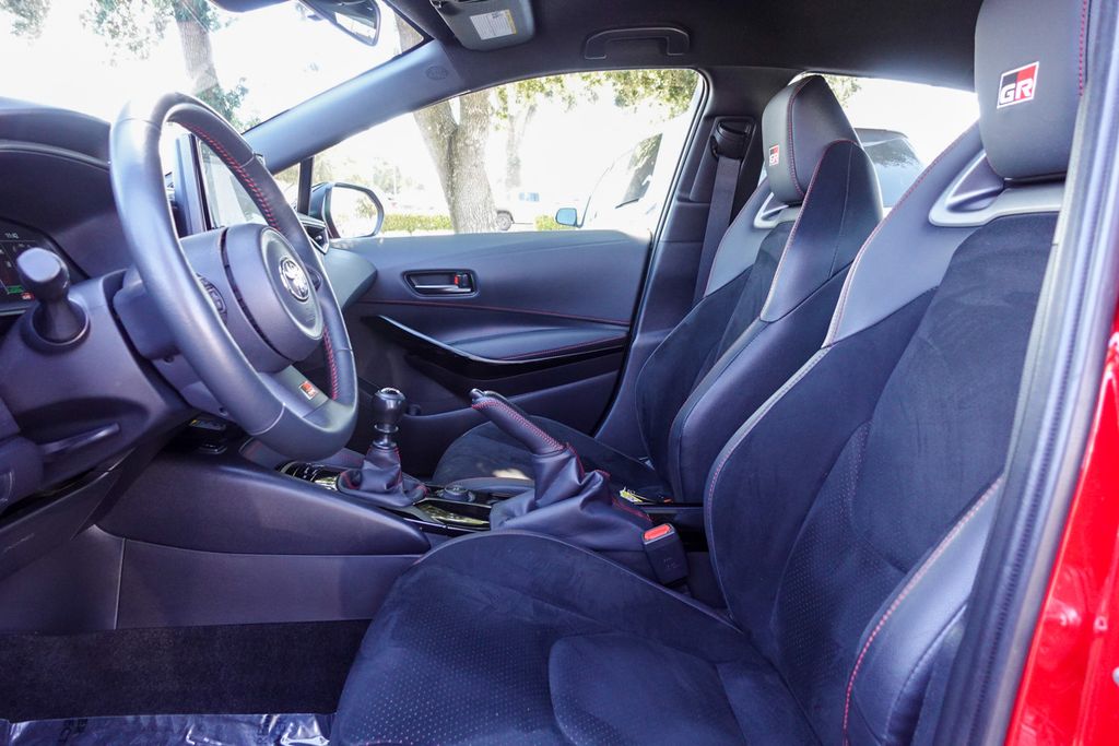 2025 Toyota Corolla GR Premium photo 15