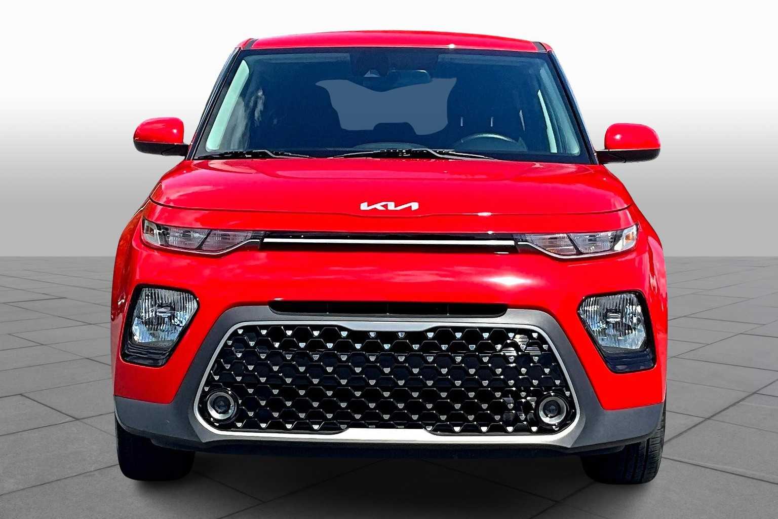 2022 Kia Soul EX photo 3