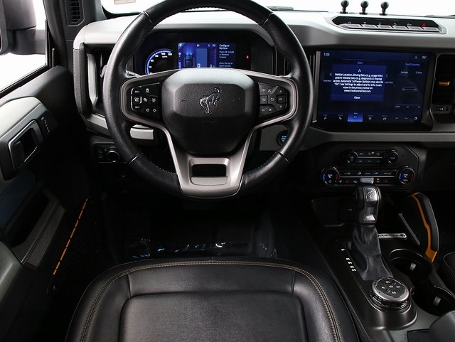 2023 Ford Bronco Badlands photo 12