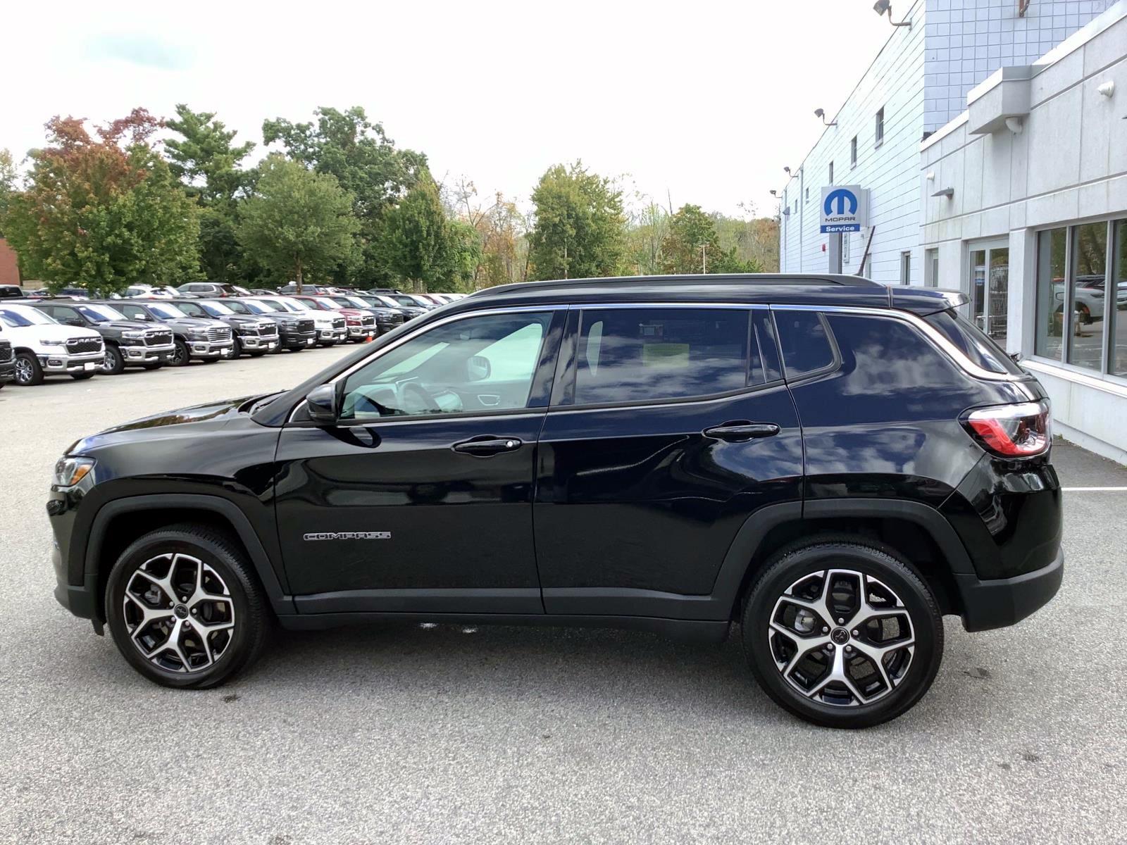 2025 Jeep Compass Limited photo 7