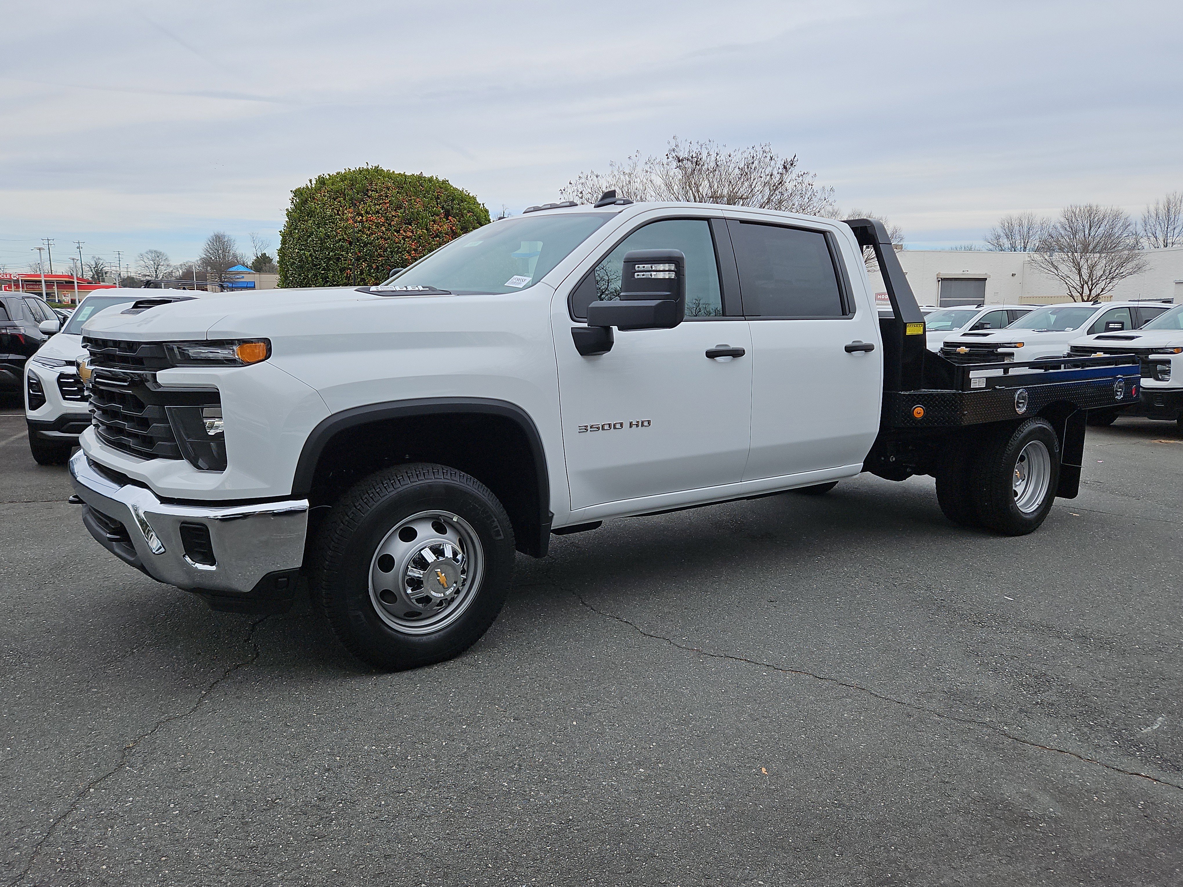2025 Chevrolet Silverado 3500HD Work Truck's photo