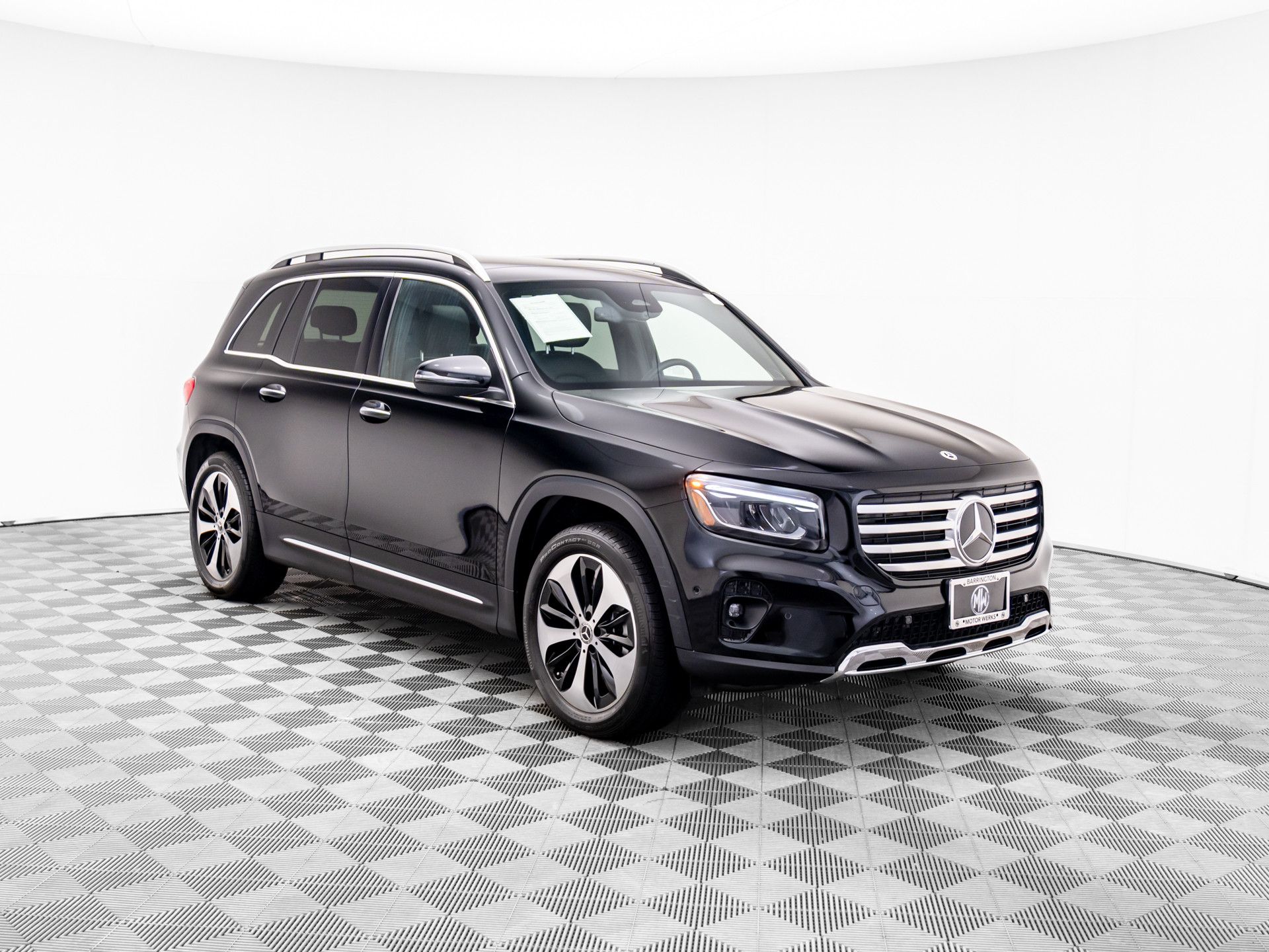 2024 Mercedes Benz GLB 250 4MATIC photo 9