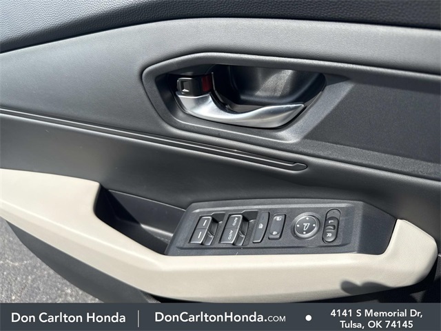 2025 Honda Accord 1.5T SE photo 9