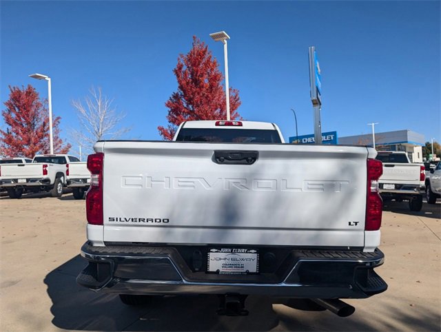 2025 Chevrolet Silverado 2500HD LT photo 2