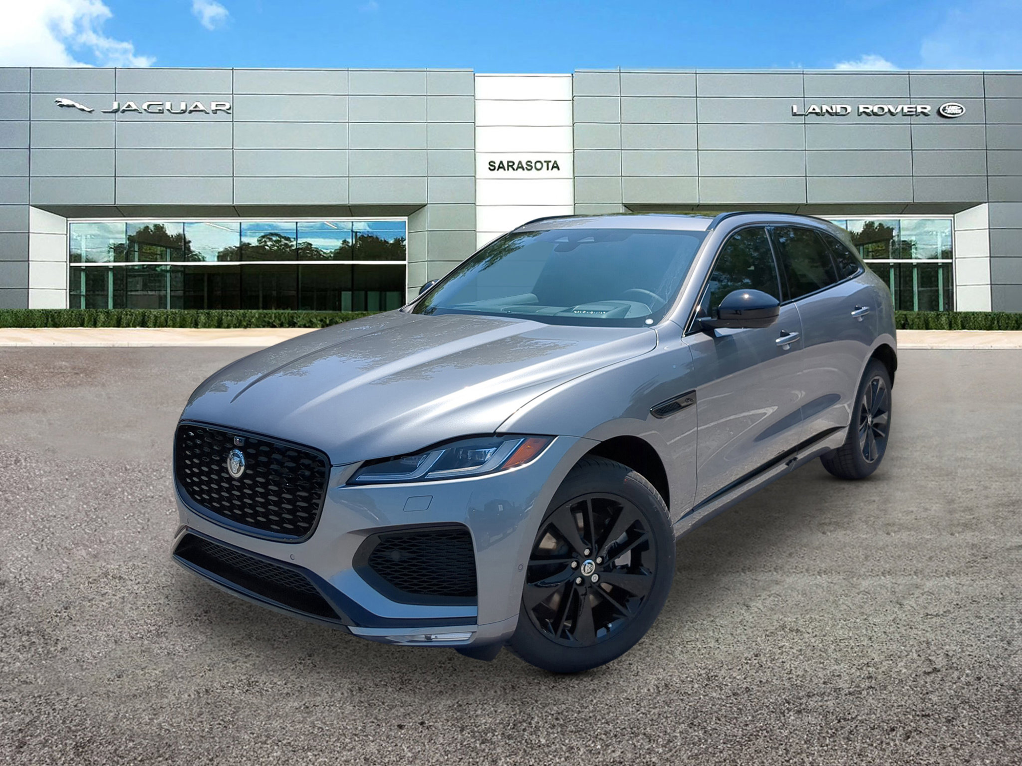 2026 Jaguar F-Pace R-Dynamic S's photo