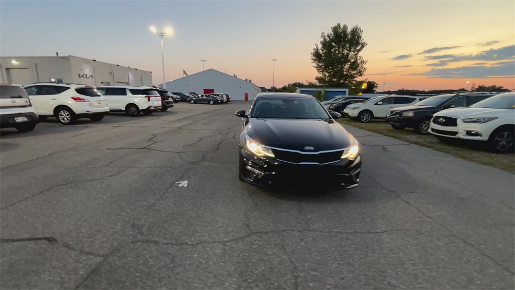 2020 Kia Optima SE photo 3