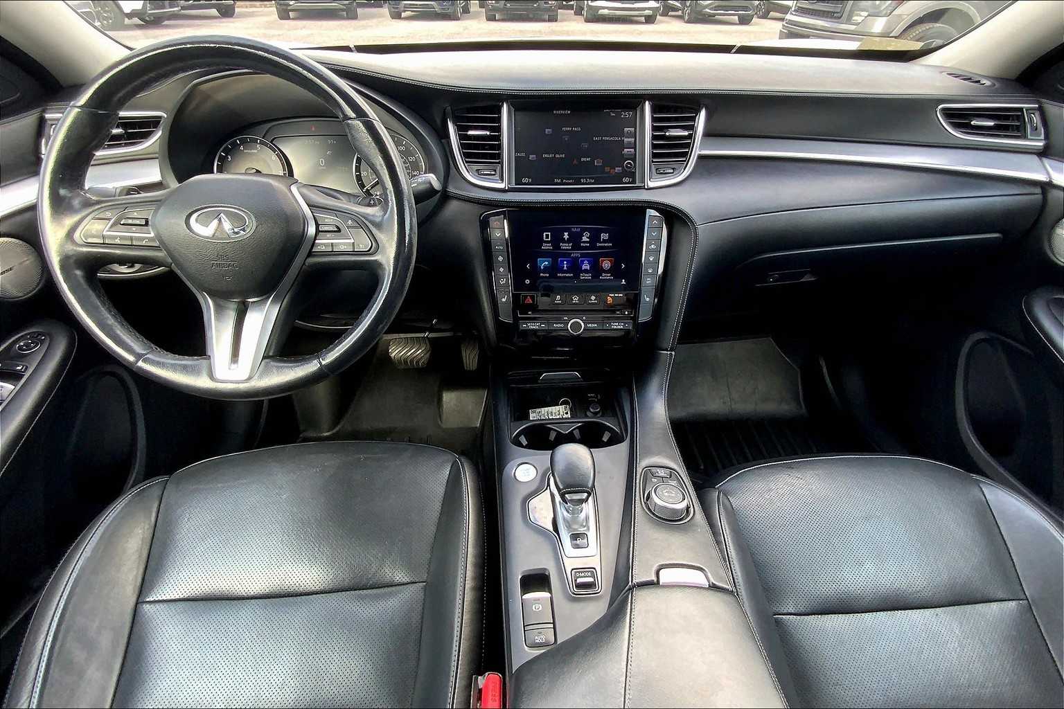 2019 Infiniti QX50 Essential photo 15