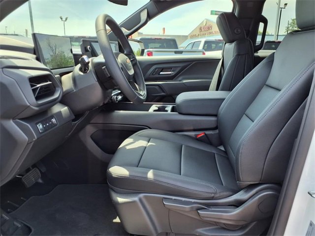 2025 Chevrolet Silverado EV Work Truck photo 12